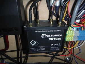 RUT950 for caravan 2.jpg